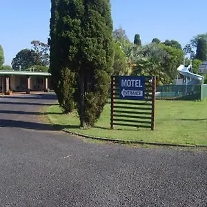 Motel Y, Kingaroy